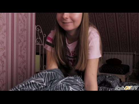 ❤️ Blondie nqus nws BFF qhov tob thiab tau Cum hauv nws lub qhov ncauj Fucking video  ntawm peb hmn.xywewl.top% ib